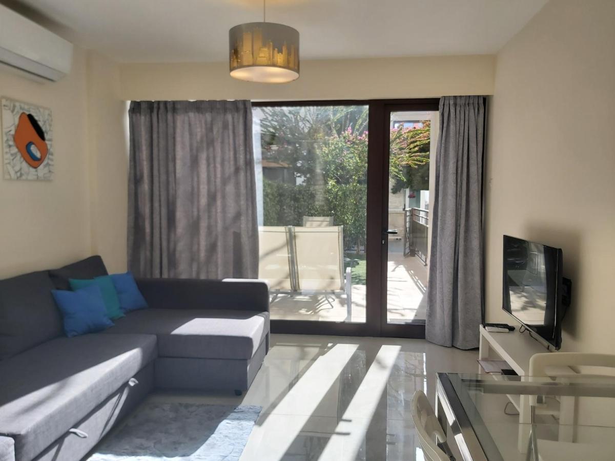 Galatex Beach Apartment Limassol Kültér fotó