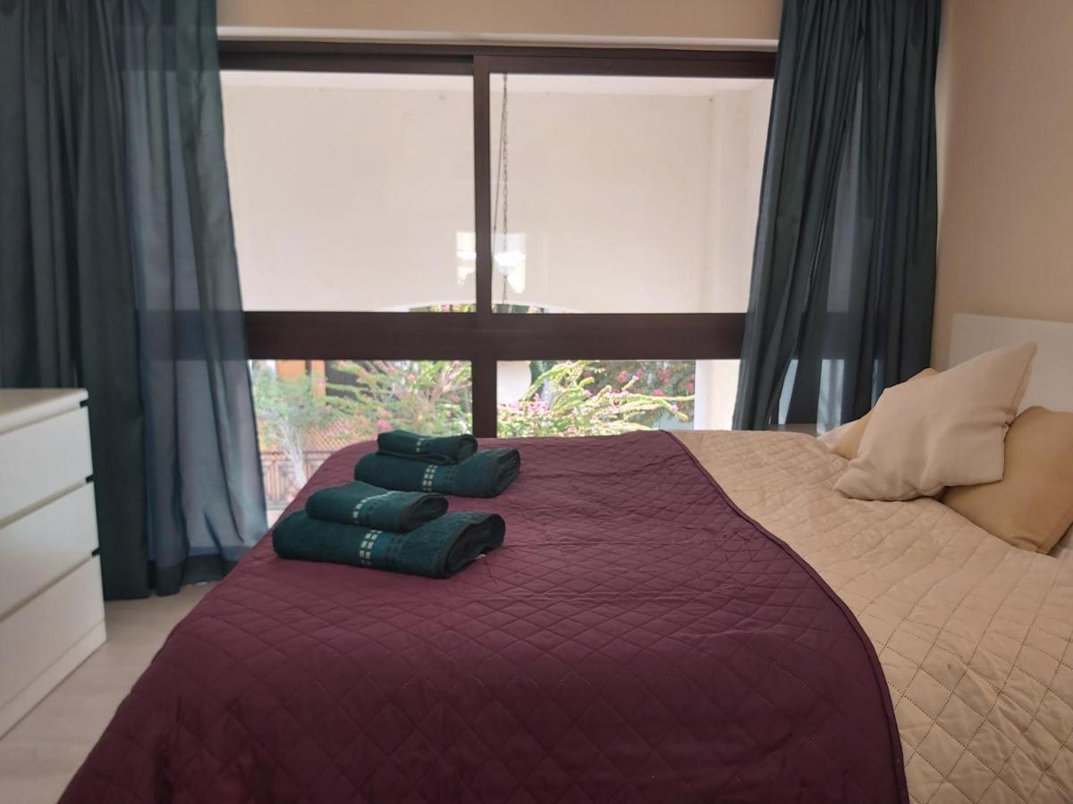 Galatex Beach Apartment Limassol Kültér fotó