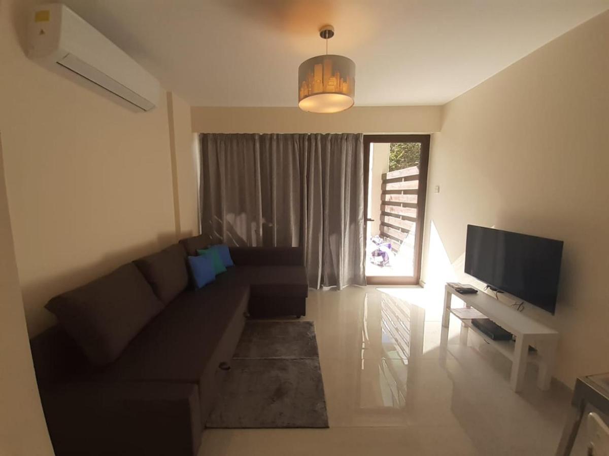 Galatex Beach Apartment Limassol Kültér fotó