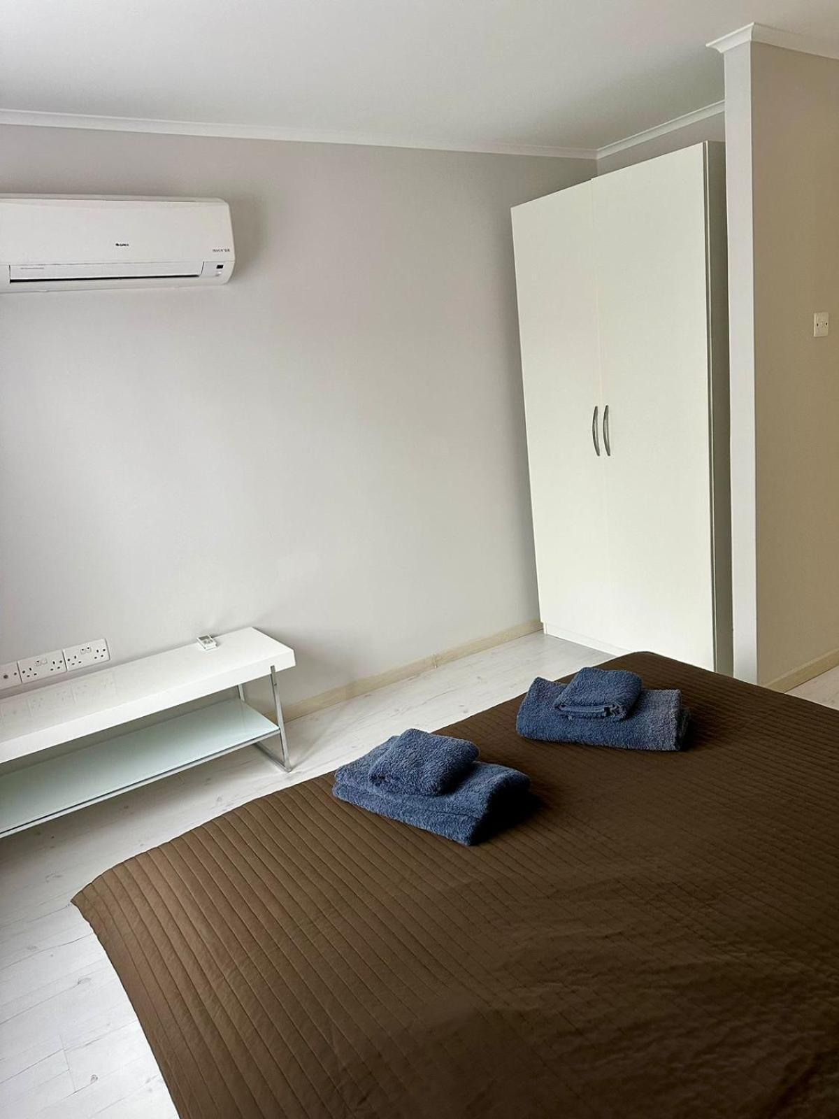 Galatex Beach Apartment Limassol Kültér fotó