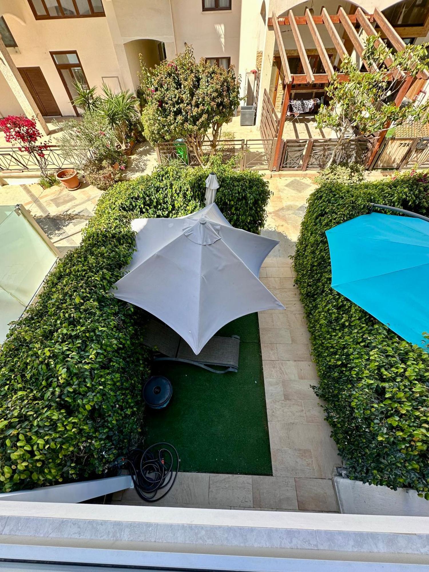 Galatex Beach Apartment Limassol Kültér fotó