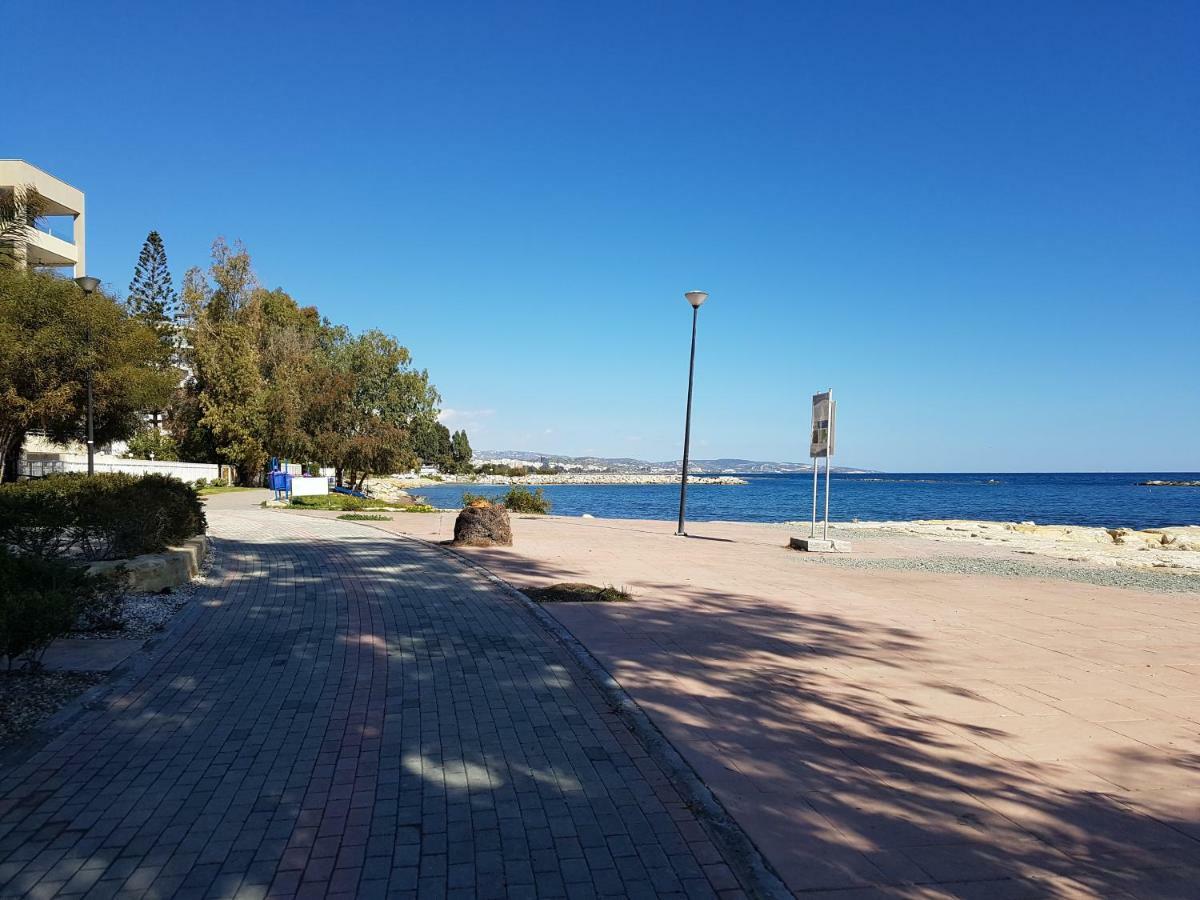 Galatex Beach Apartment Limassol Kültér fotó