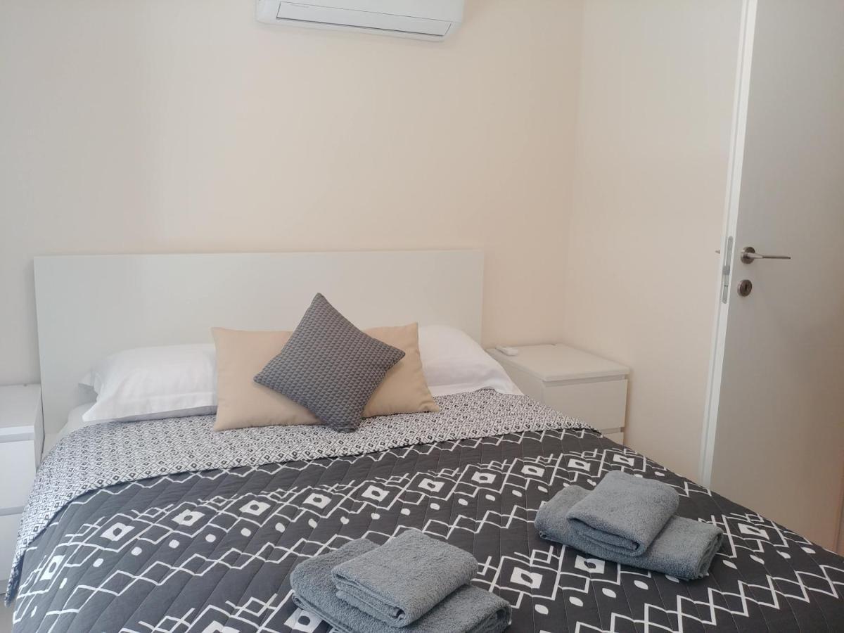 Galatex Beach Apartment Limassol Kültér fotó