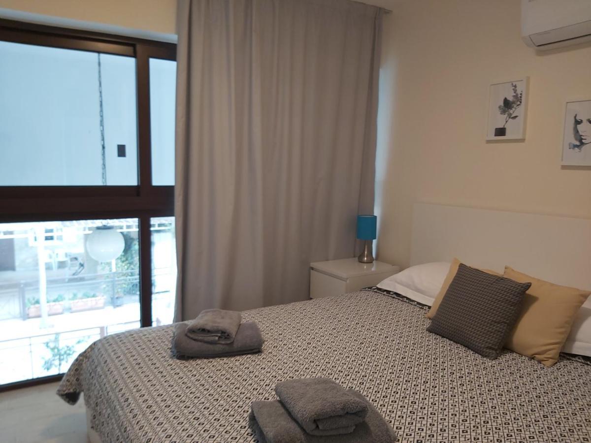 Galatex Beach Apartment Limassol Kültér fotó